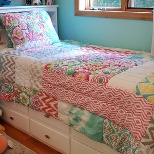 Pottery Barn Teen Sunset Beach quilt and sham
